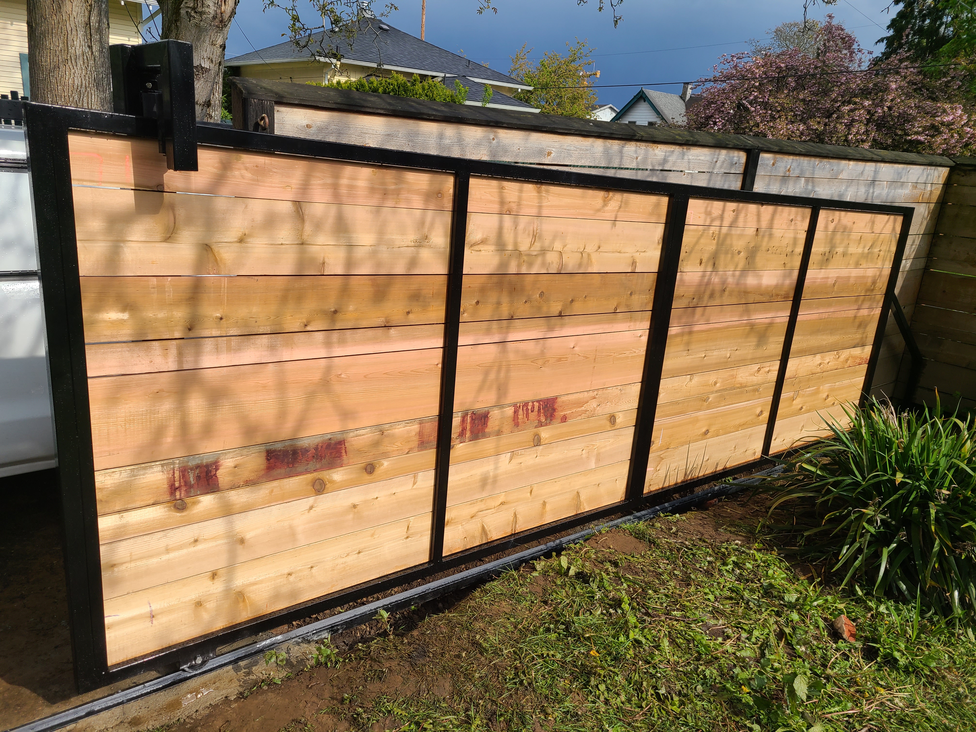 Durable Pine Fencing Solutions for Homes in Damon Texas - Image 6